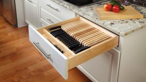 kitchen-knife-drawer