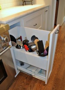 kitchen-utensil-pull-out